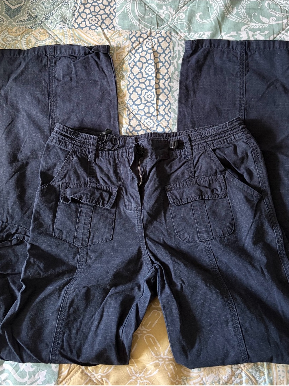 Brandy Melville black cargo pants